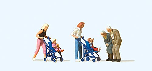 Preiser 10493 Mothers with Children in Baby Carriages and Grandparents
