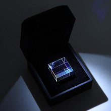 Load image into Gallery viewer, Six-Sided Optical Glass Prism Stained Glass Prism 23 * 23 * 23mm Cube Prism for Photography, Kids, Science, Teaching Light Spectrum and Physics
