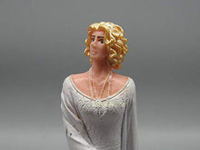 Load image into Gallery viewer, Signature Germany WWII Officer&#39;s Wife Blond 1/18 Finished 1 Figure Model
