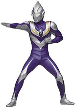 Load image into Gallery viewer, Banpresto Ultraman TIGA Hero&#39;s Brave Statue Figure Ultraman TIGA(A:Ultraman TIGA(Sky Type))
