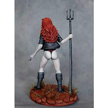 Load image into Gallery viewer, Female Demoness Miniature Figurine Elmore Masterworks Dark Sword Miniatures
