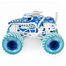 Load image into Gallery viewer, MonsterJam Monster Mutt Husky vs Monster Mutt, Fire &amp; Ice Special Edition Double Pack (1:64 Scale)
