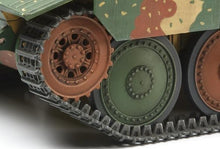 Load image into Gallery viewer, Tamiya 300035285, 1: 35ã‚â Wwii German Tank Destroyer, 38ã‚â Ton (1).
