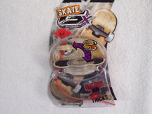 Load image into Gallery viewer, GX Skate Racers (Royal Flush Gyro)
