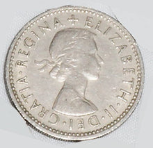 Load image into Gallery viewer, Rare Collectible Coin 1961 Great Britain English One Shilling, Excellent Condition: Very Fine Details Visible
