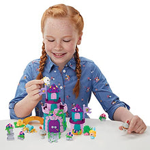 Load image into Gallery viewer, Play-Doh Builder Castle Kit Building Toy for Kids 5 Years and Up with 9 Cans of Non-Toxic Modeling Compound - Easy to Build DIY Craft Set
