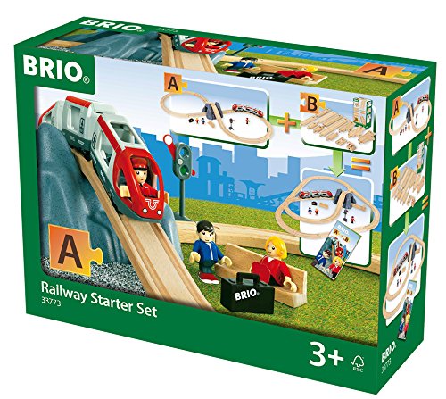 BRIO World - 33773 Railway Starter Set | 26 Piece Toy Train with Accessories and Wooden Tracks for Kids Age 3 and Up
